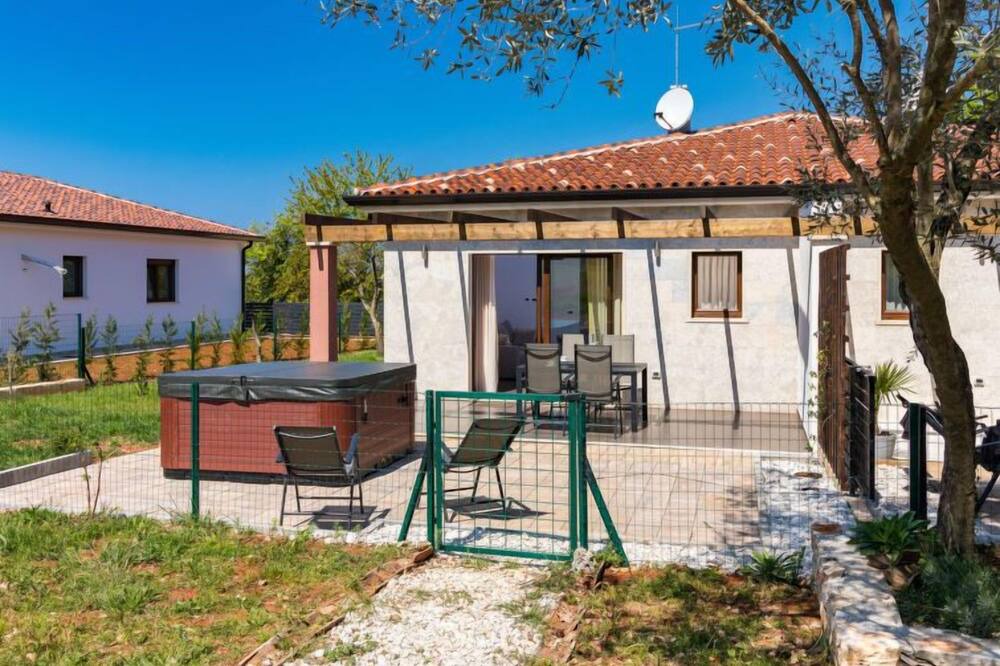 Photo of Patio Balcony in Kaldanija