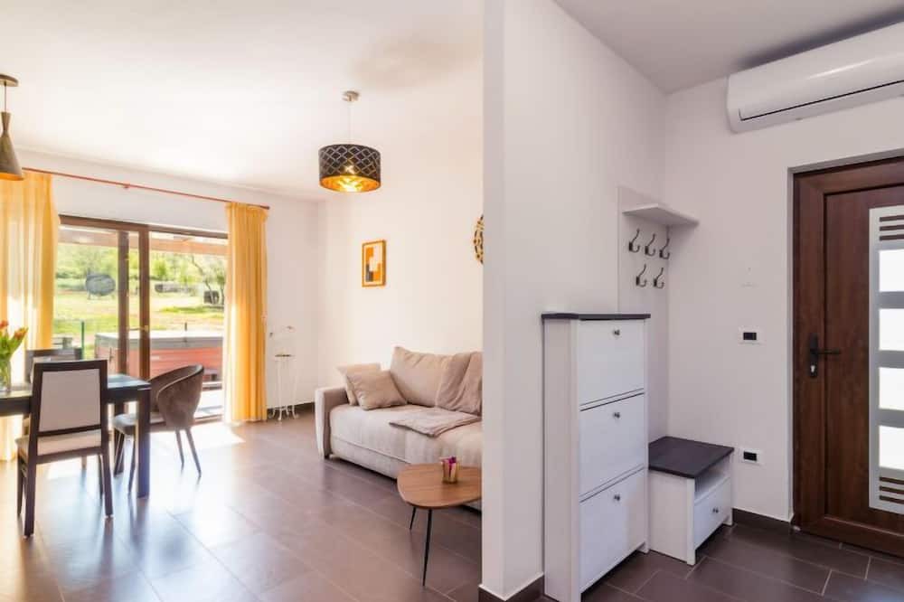 Photo of Livingroom in Kaldanija