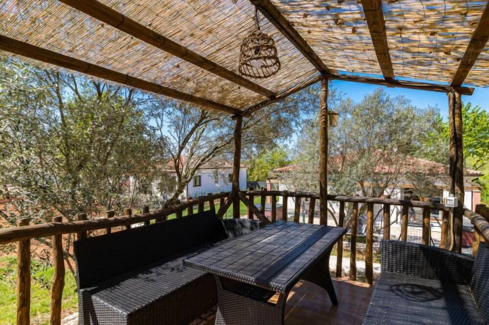 Photo of Patio Balcony in Kaldanija