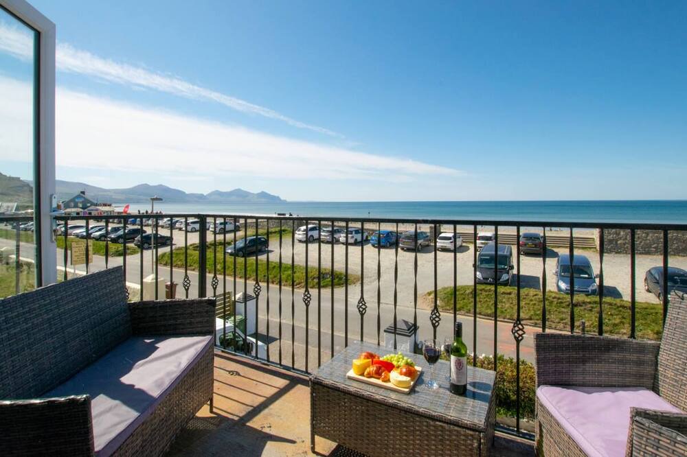 Photo of Others in Dinas Dinlle