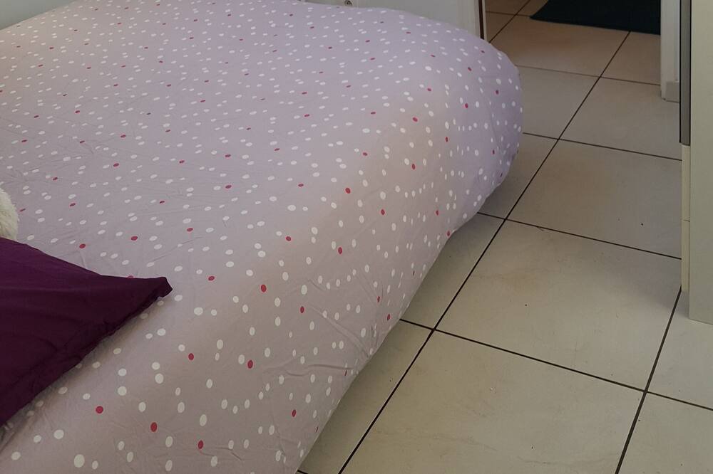Photo of Bedroom in Le Kremlin-Bicetre