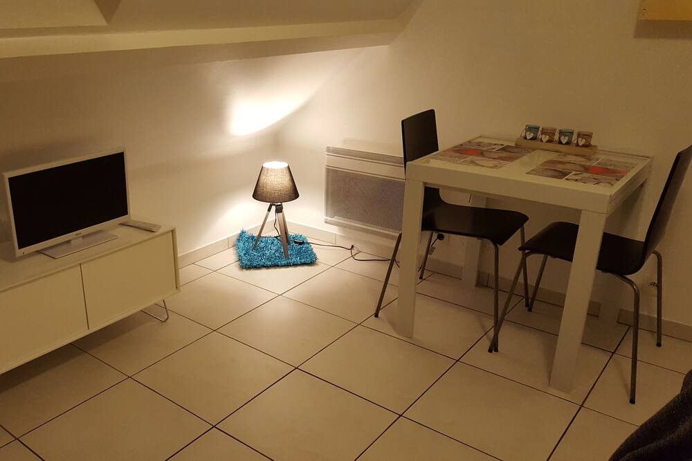Photo of Livingroom in Le Kremlin-Bicetre