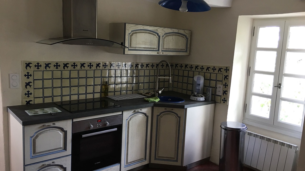 Photo of Kitchen in Rousson