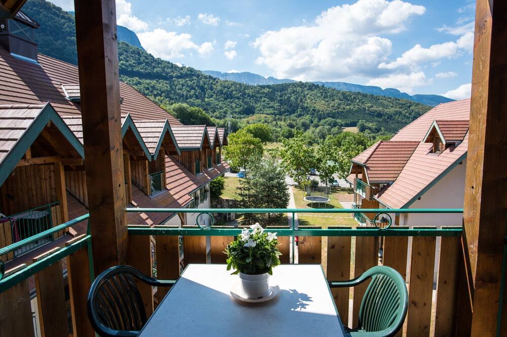 Photo of Patio Balcony in Giez