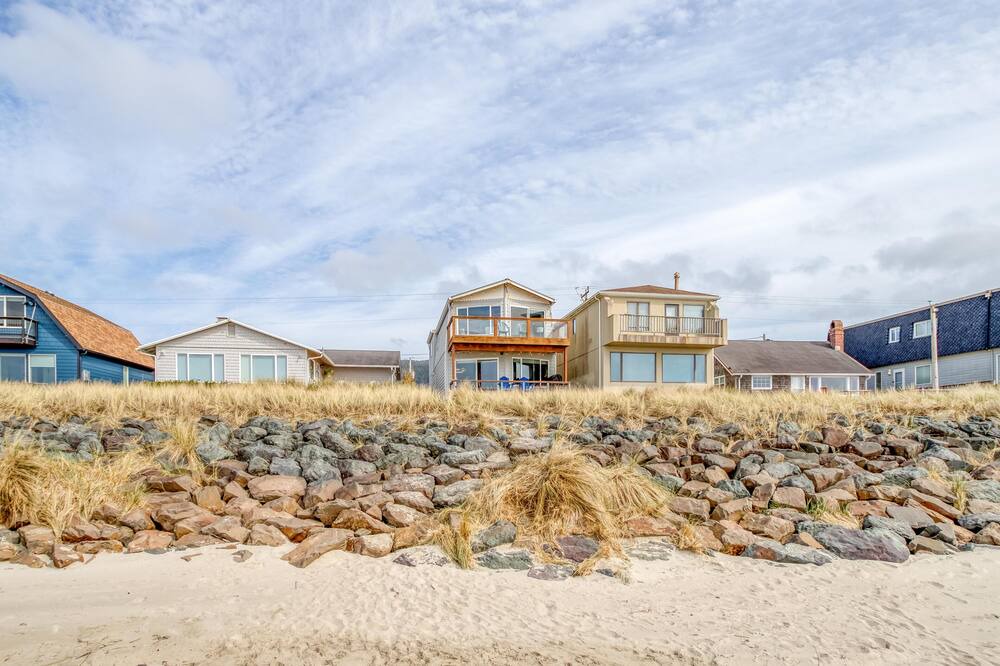 Photo of Outdoor in Rockaway Beach