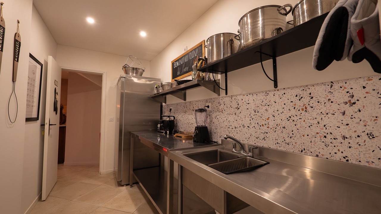 Photo of Others in Flavigny-sur-Ozerain