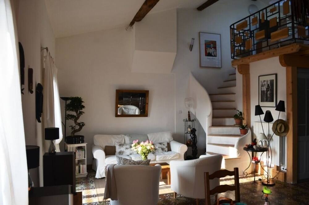 Photo of Livingroom in Le Pouget
