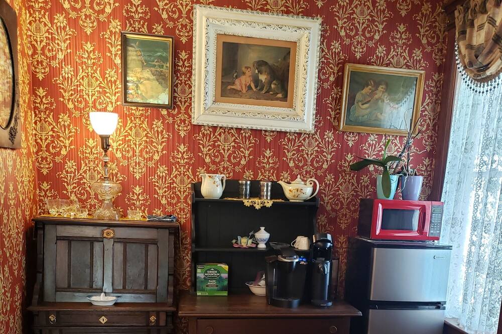 Photo of Others in Winterset