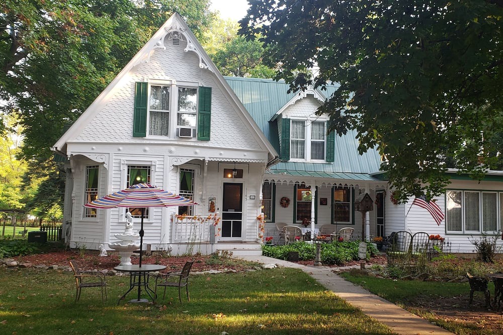 Photo of Outdoor in Winterset