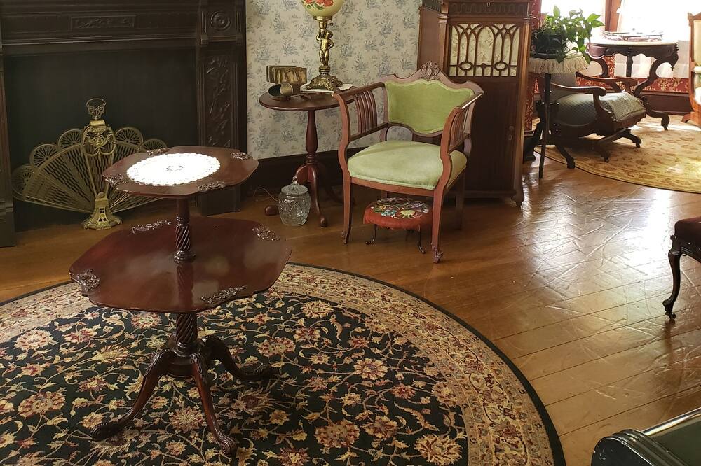 Photo of Livingroom in Winterset