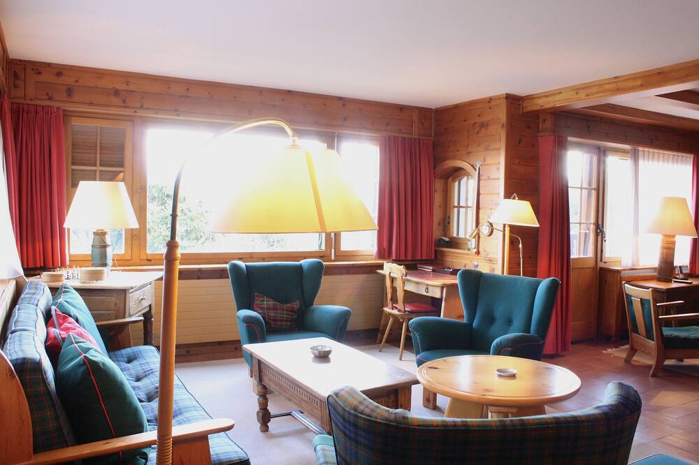 Photo of Livingroom in Noes