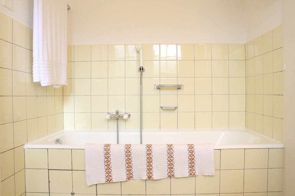 Photo of Bathroom in Noes