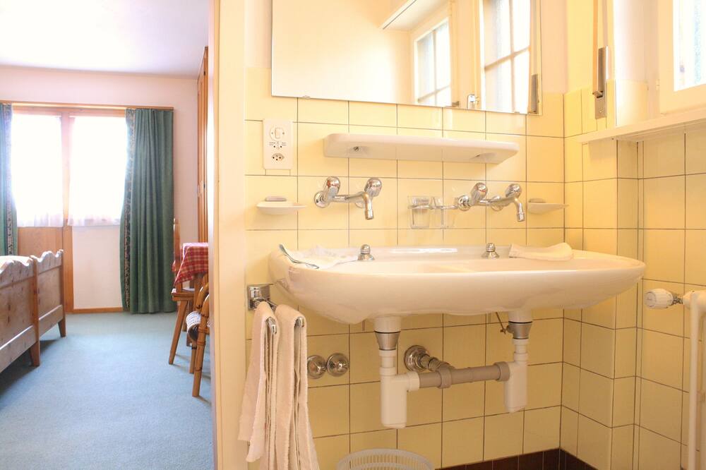Photo of Bathroom in Noes