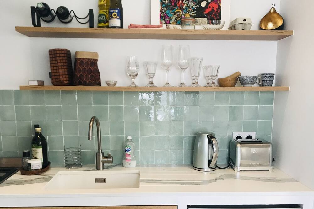 Photo of Kitchen in Saint-Michel-en-Greve