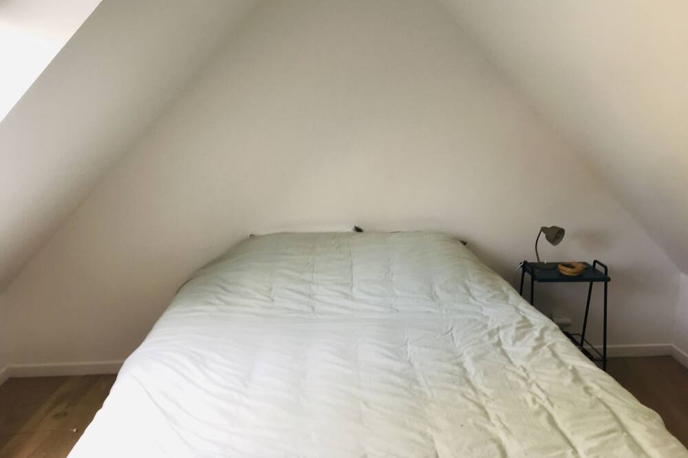 Photo of Bedroom in Saint-Michel-en-Greve