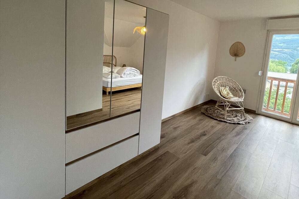 Photo of Bedroom in Savines-le-Lac