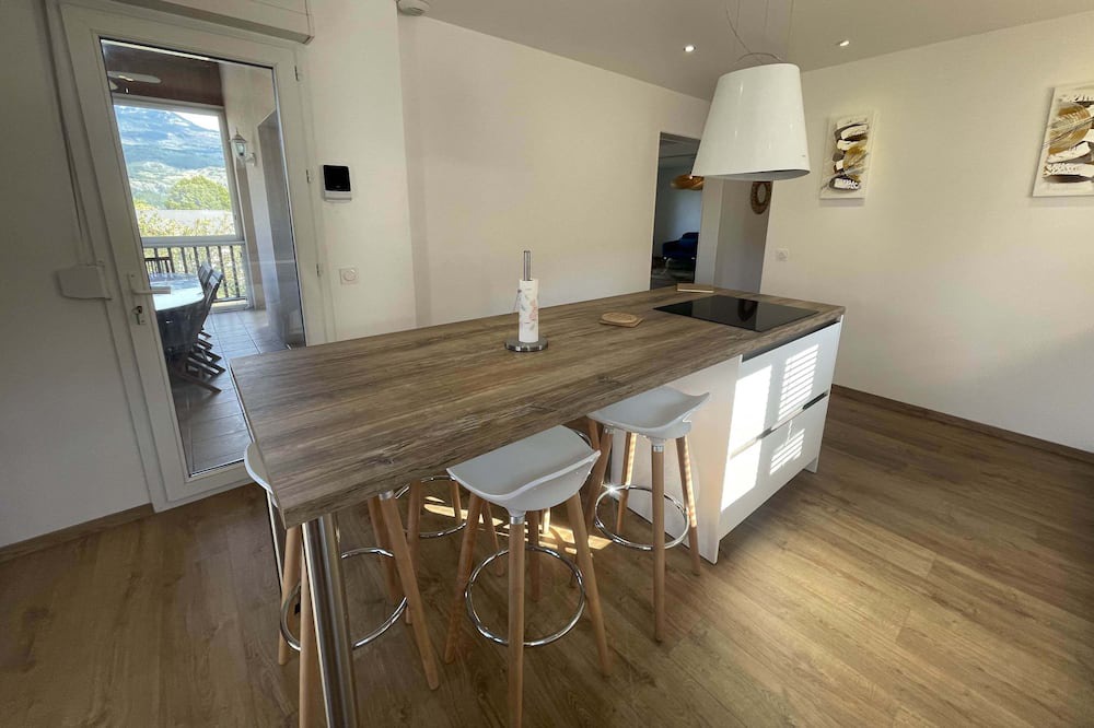 Photo of Kitchen in Savines-le-Lac