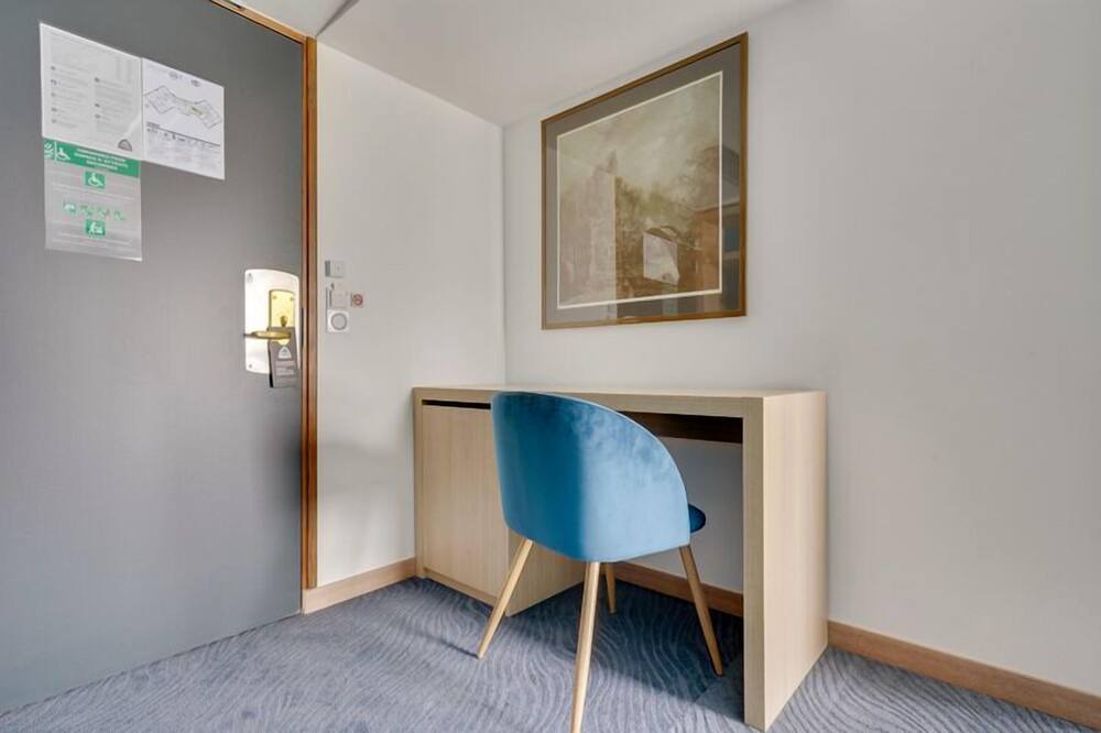 Photo of Bedroom in Coignieres