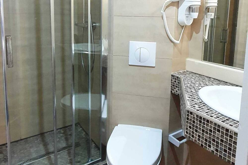 Photo of Bathroom in Coignieres