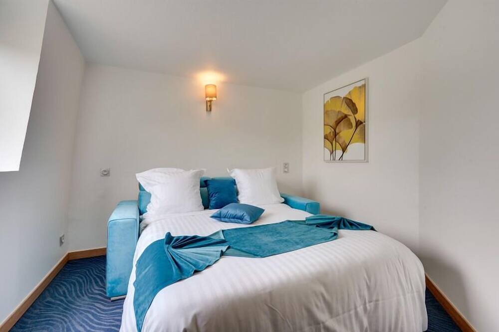 Photo of Bedroom in Coignieres