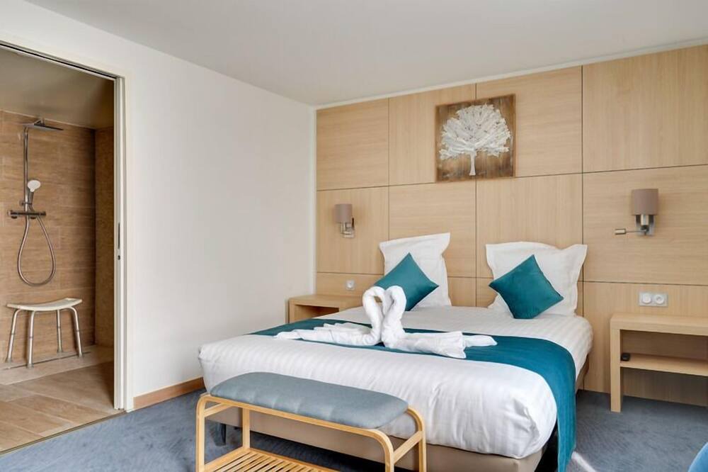 Photo of Bedroom in Coignieres
