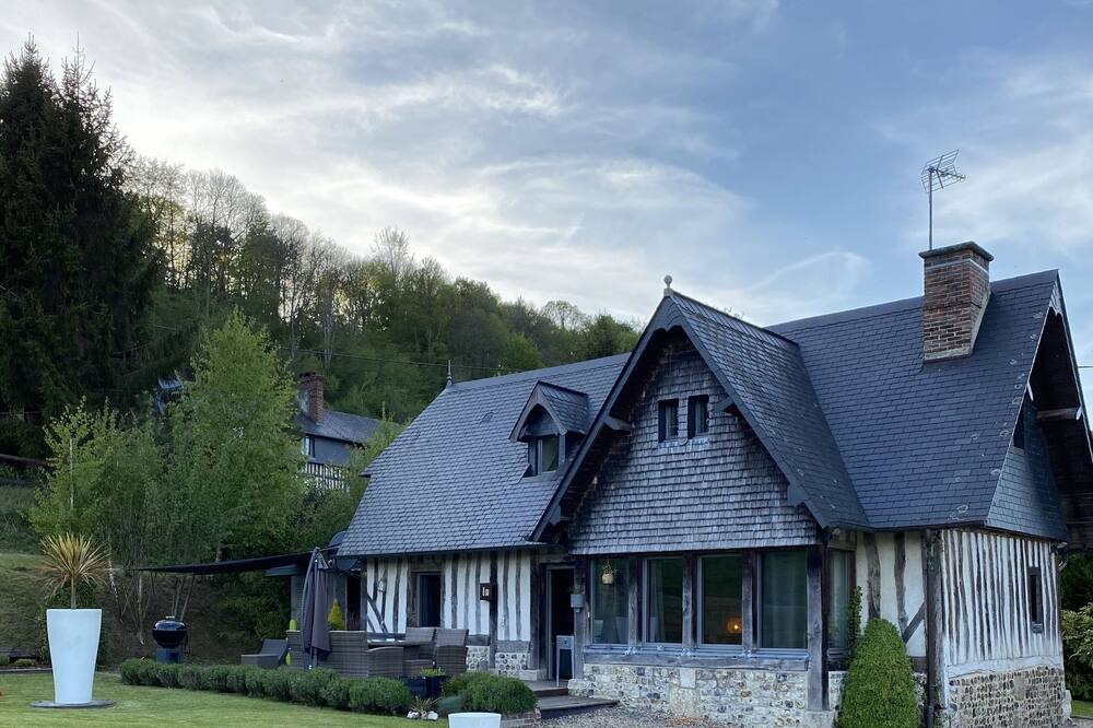 Photo of Outdoor in Ablon