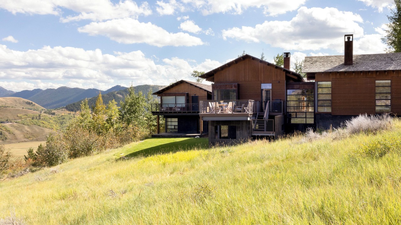 Photo of Outdoor in Game Creek