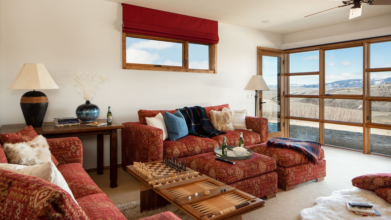 Photo of Livingroom in Game Creek