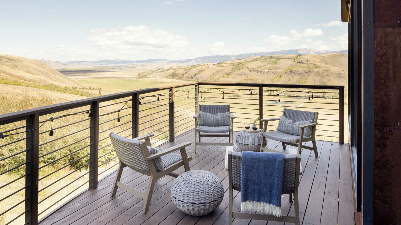 Photo of Patio Balcony in Game Creek