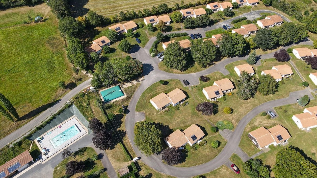 Photo of Outdoor in Prailles