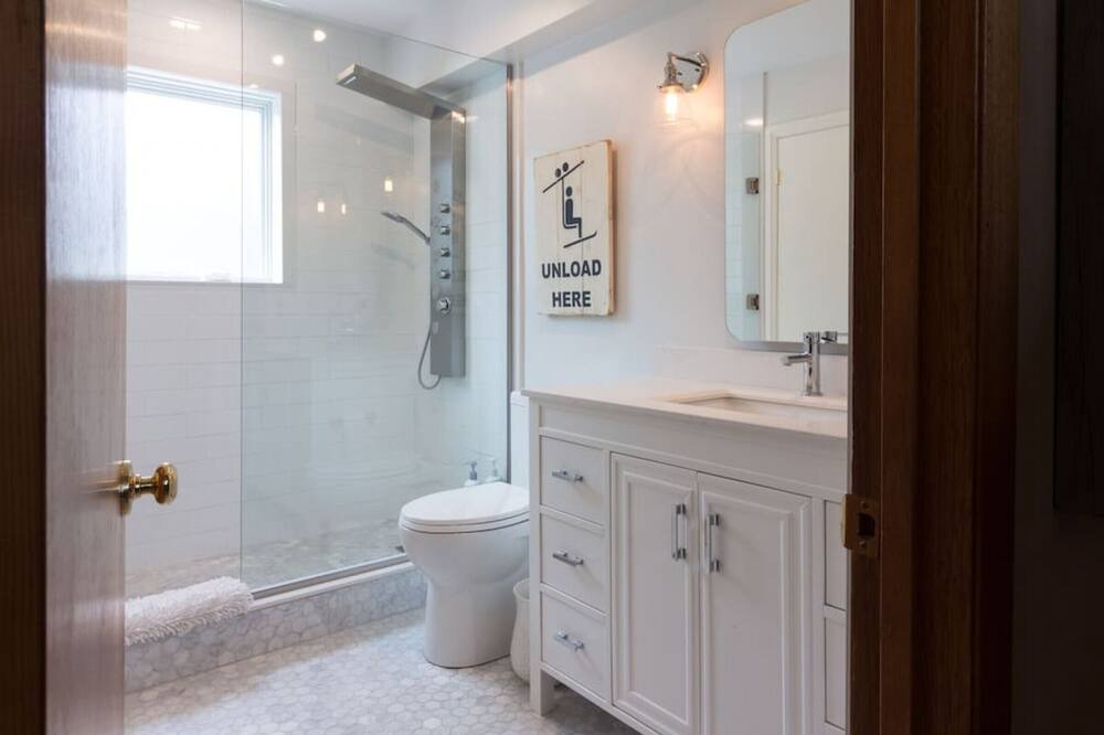 Photo of Bathroom in Grey Highlands