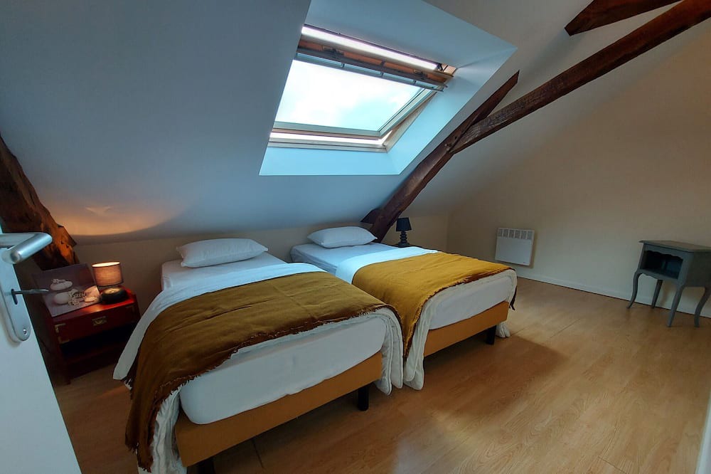 Photo of Bedroom in Cosse-le-Vivien