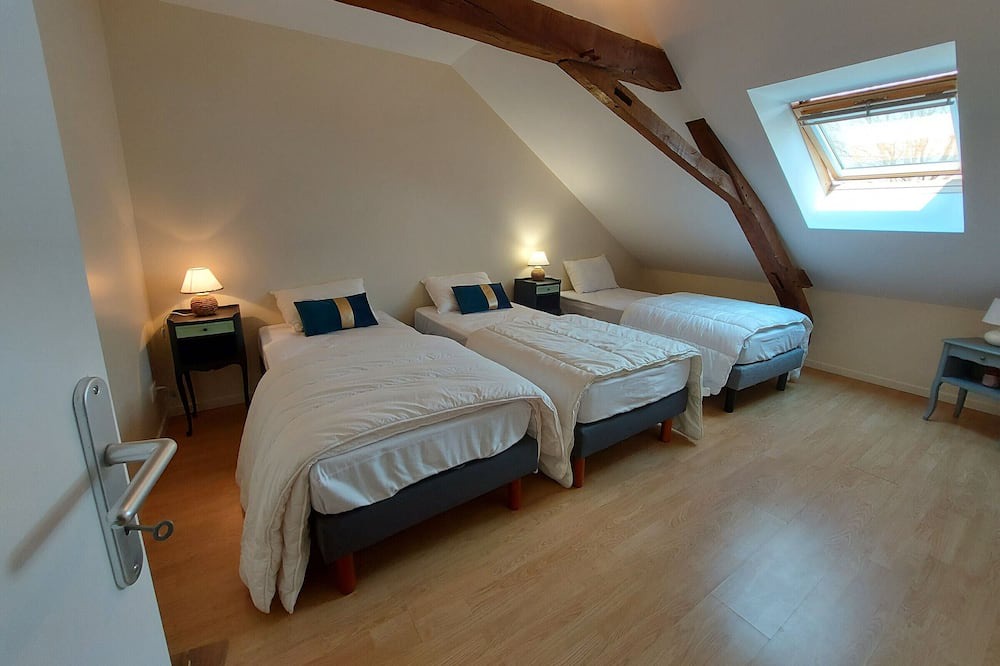 Photo of Bedroom in Cosse-le-Vivien