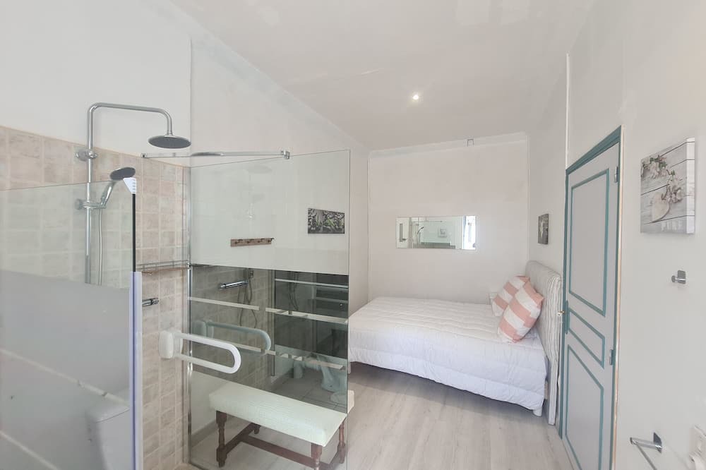 Photo of Bedroom in Le Blanc