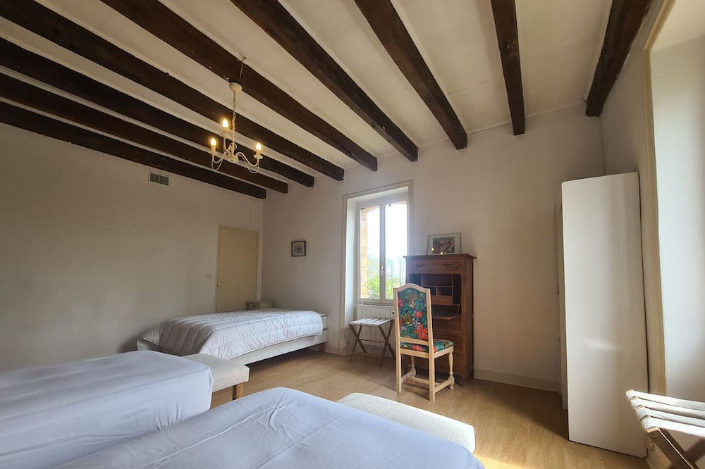 Photo of Bedroom in Le Blanc