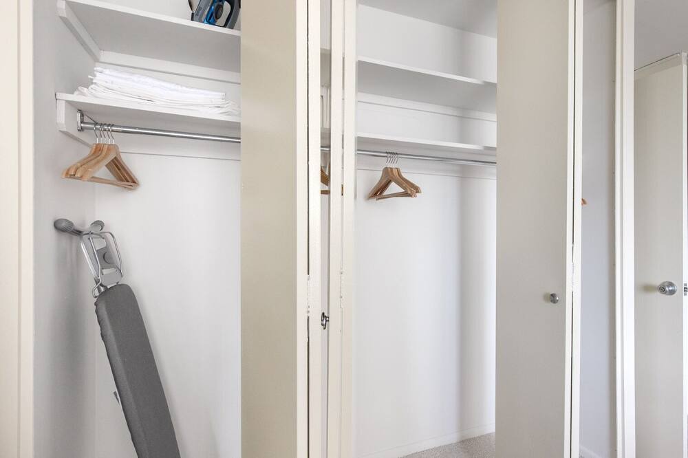 Photo of Bedroom in Lake View East