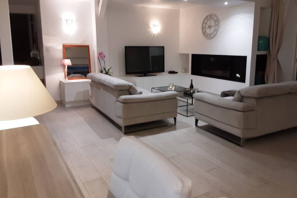 Photo of Livingroom in La Roche-sur-Yon
