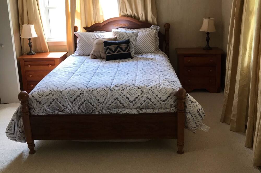 Photo of Bedroom in Penrose