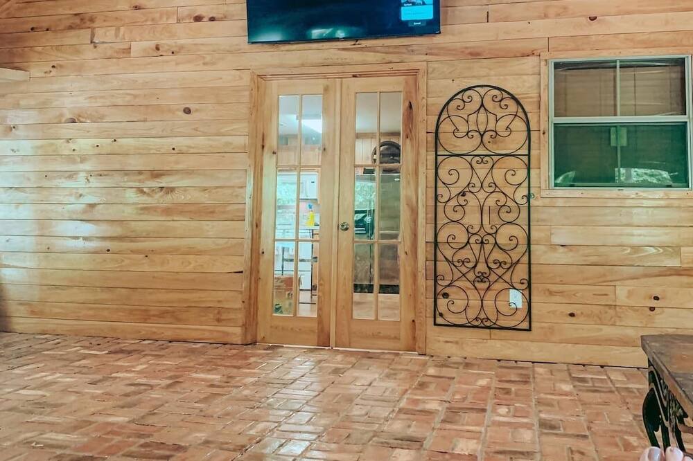 Photo of Livingroom in McCall Creek