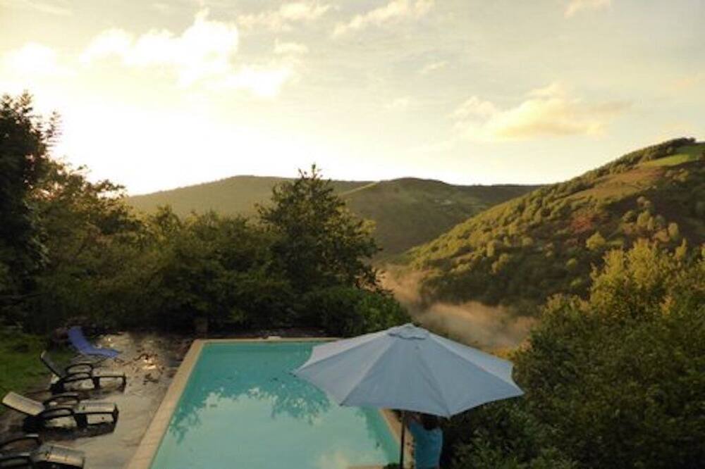 Photo of Outdoor in Enguiales