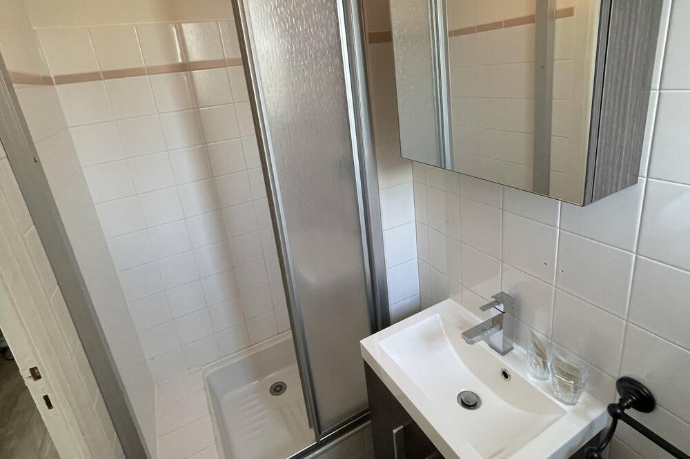 Photo of Bathroom in Plouescat