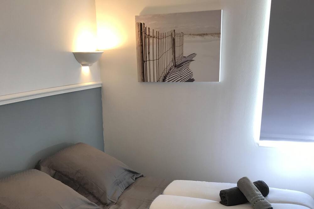 Photo of Bedroom in Plouescat