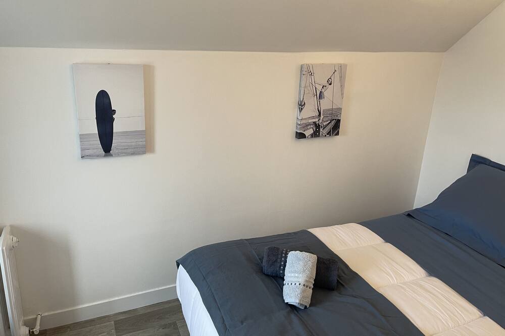 Photo of Bedroom in Plouescat