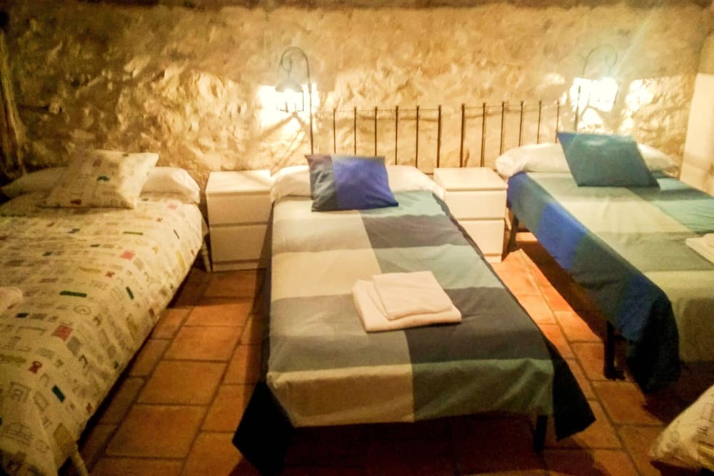 Photo of Bedroom in Valdevacas y Guijar