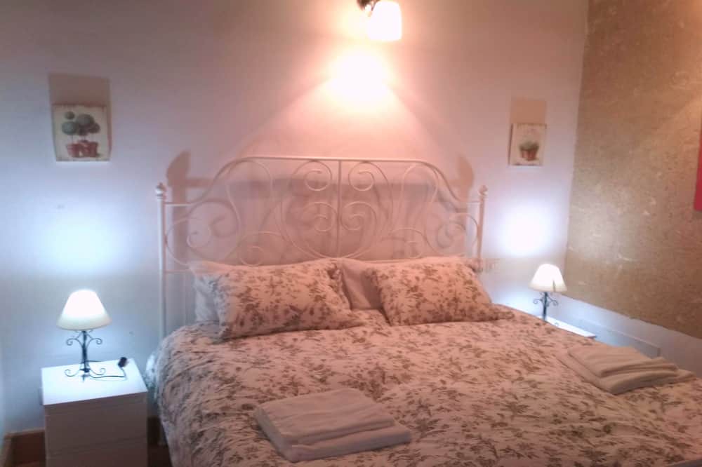 Photo of Bedroom in Valdevacas y Guijar