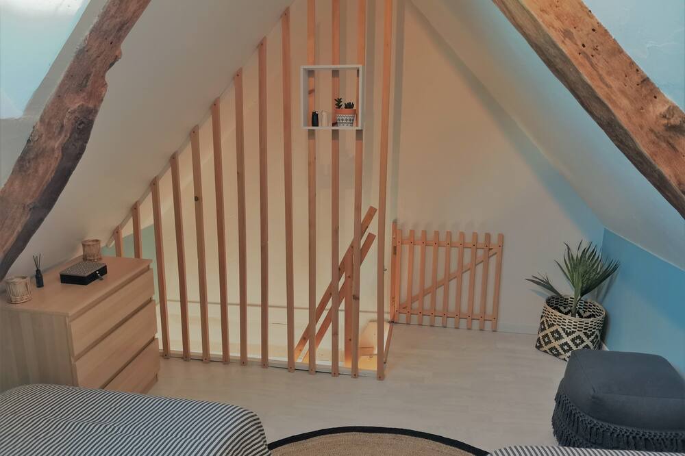 Photo of Bedroom in Villeneuve d'Aveyron