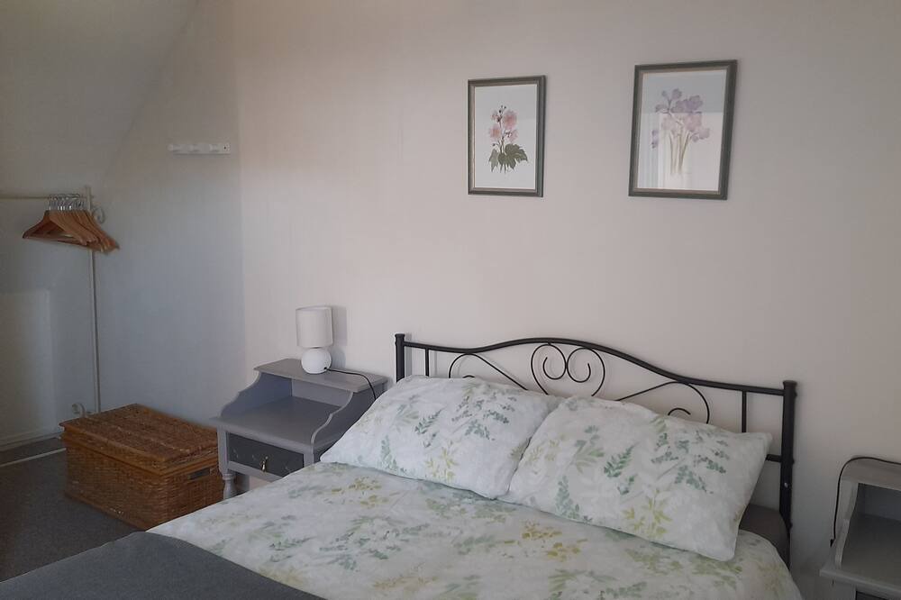 Photo of Bedroom in Barenton