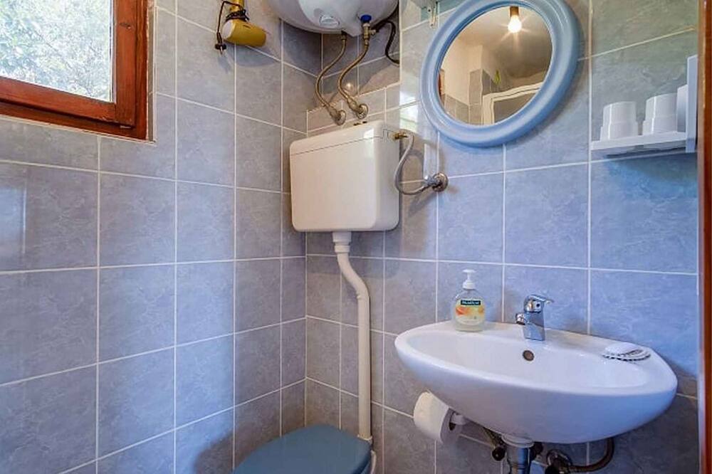 Photo of Bathroom in Cres