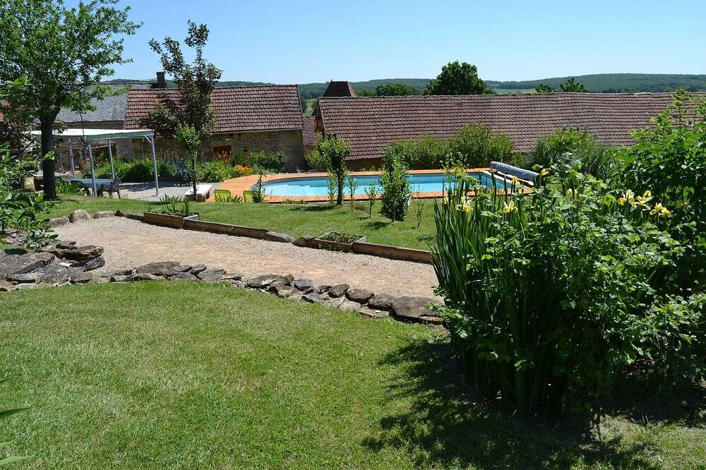 Photo of Outdoor in Villeneuve d'Aveyron