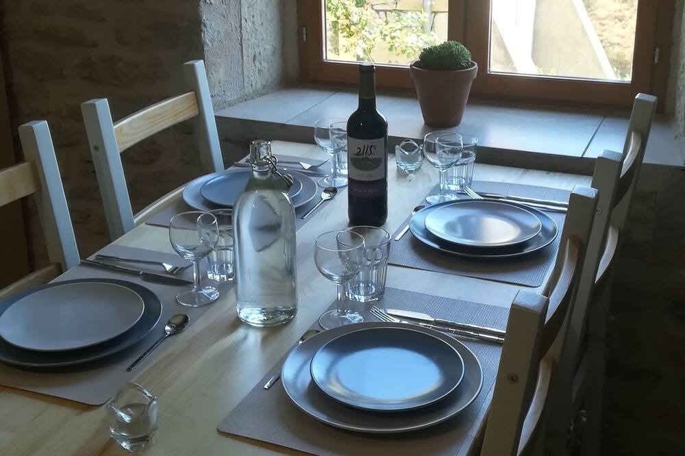 Photo of Kitchen in Villeneuve d'Aveyron